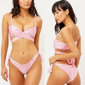 New Frankies Bikinis Falcon Shine Wrap Barbie Pink Paisley Bikini Top NWT Medium
